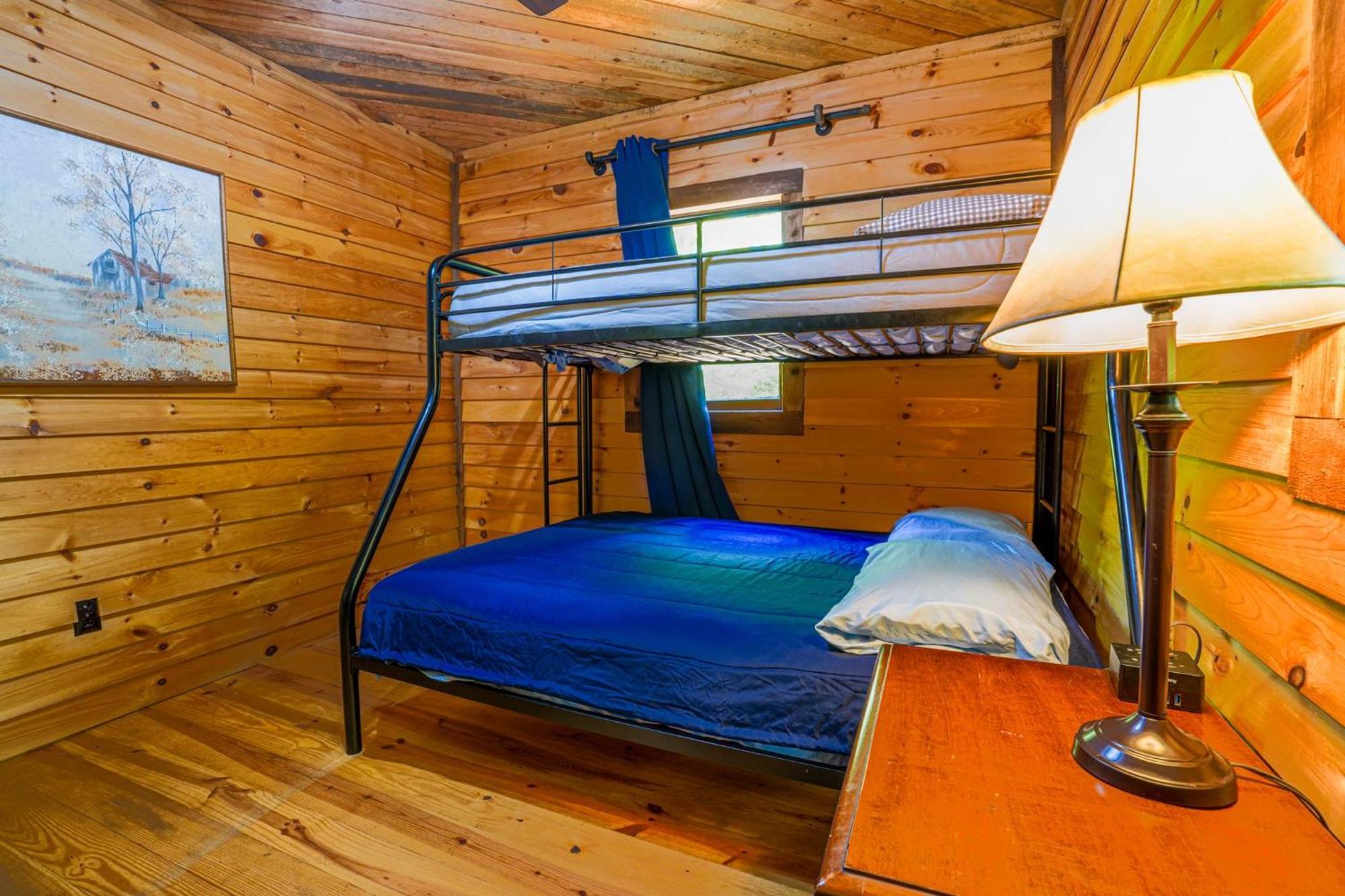 The Big Little Cabin - Hot Tub & Playground Dahlonega Eksteriør bilde